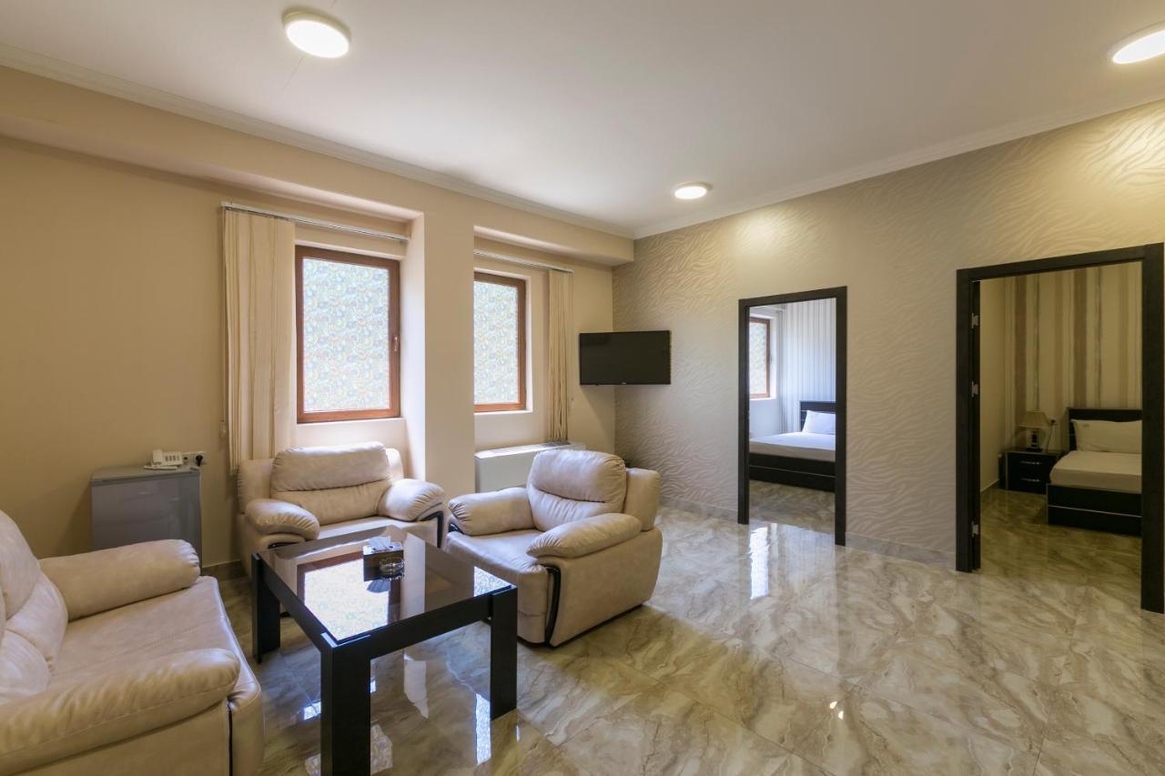 Best Hotel Yerevan Ngoại thất bức ảnh